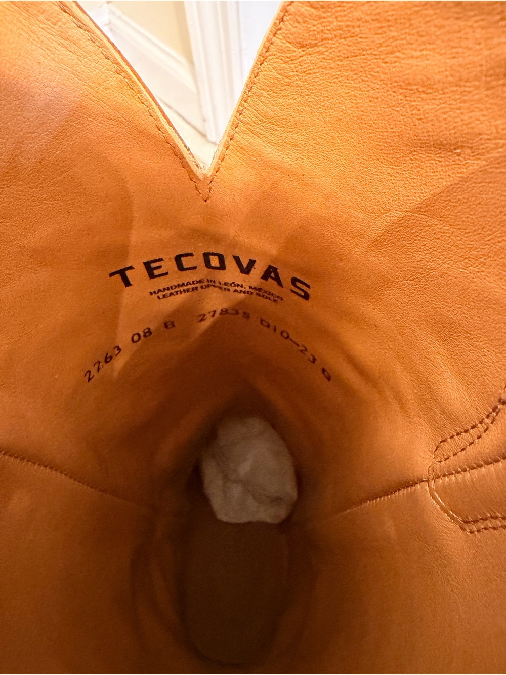 Tecovas Annie in Caramel Size 8 - Picture 7 of 8